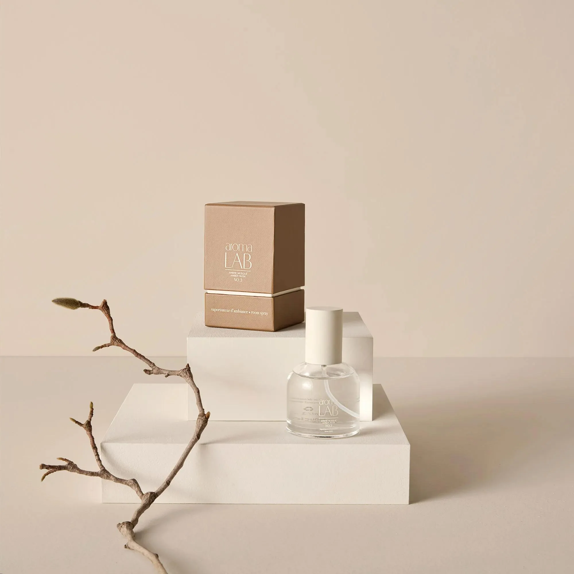 Amber Musk Room Spray - Aroma Lab - Image 2