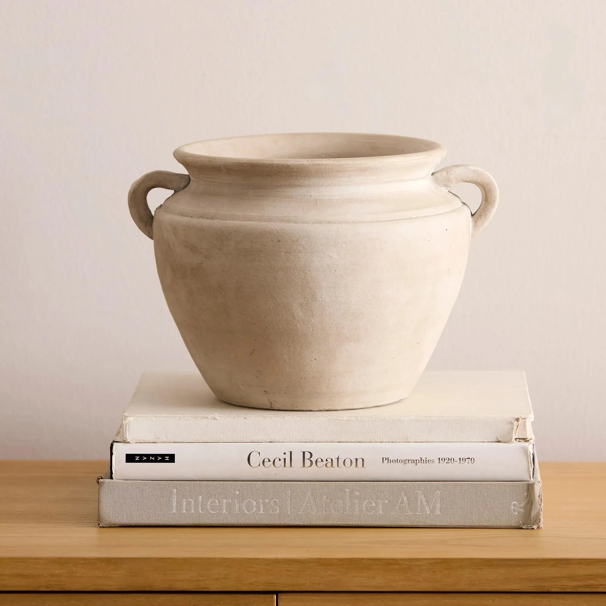Antique bowl with handles - Image 7