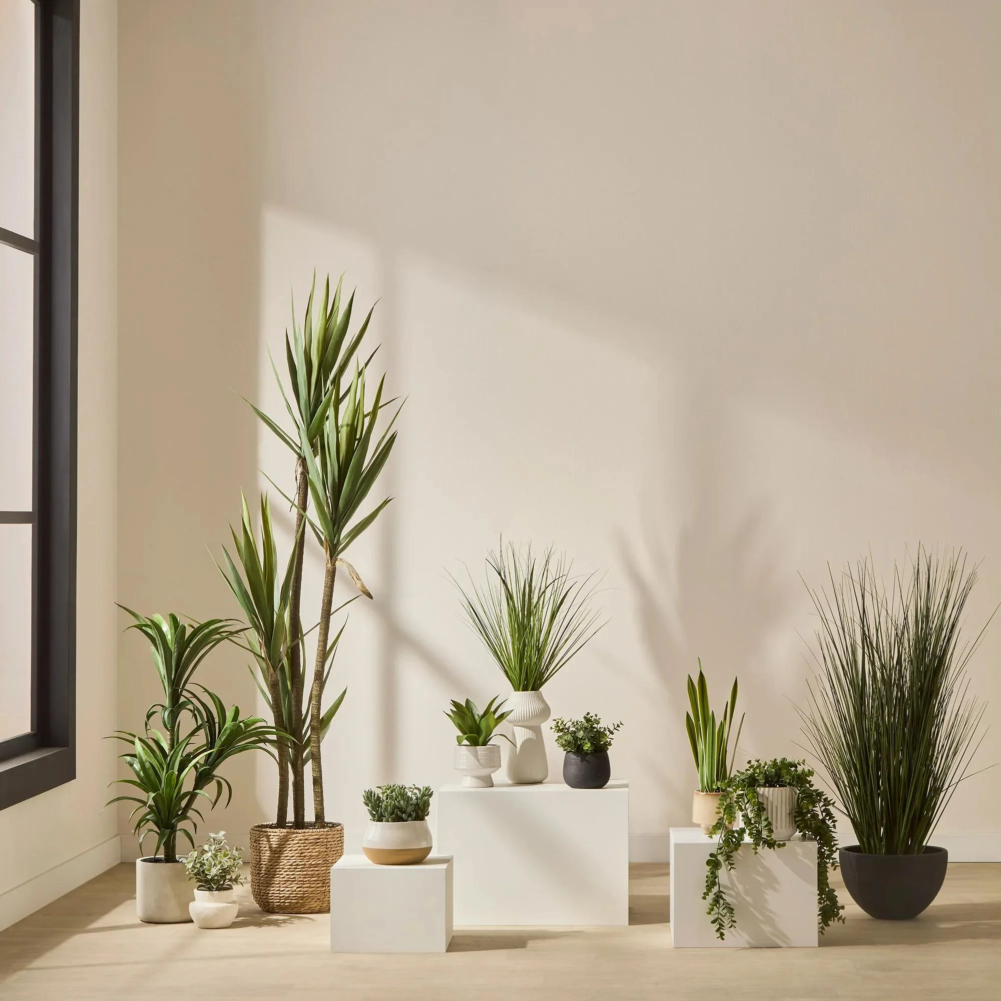 Artificial Aloe in Ceramic Pot - Image 7