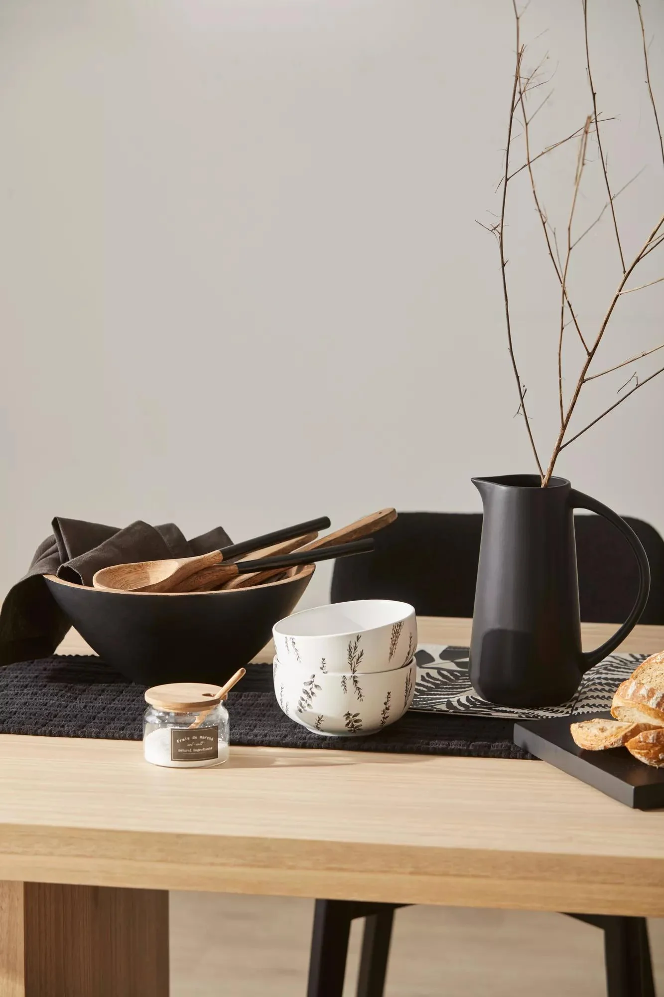 Black Table Runner - Image 4