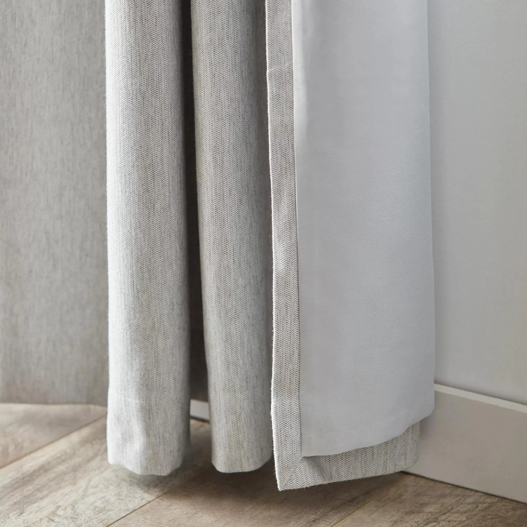 Bryce Grey Blackout Curtain - Image 3