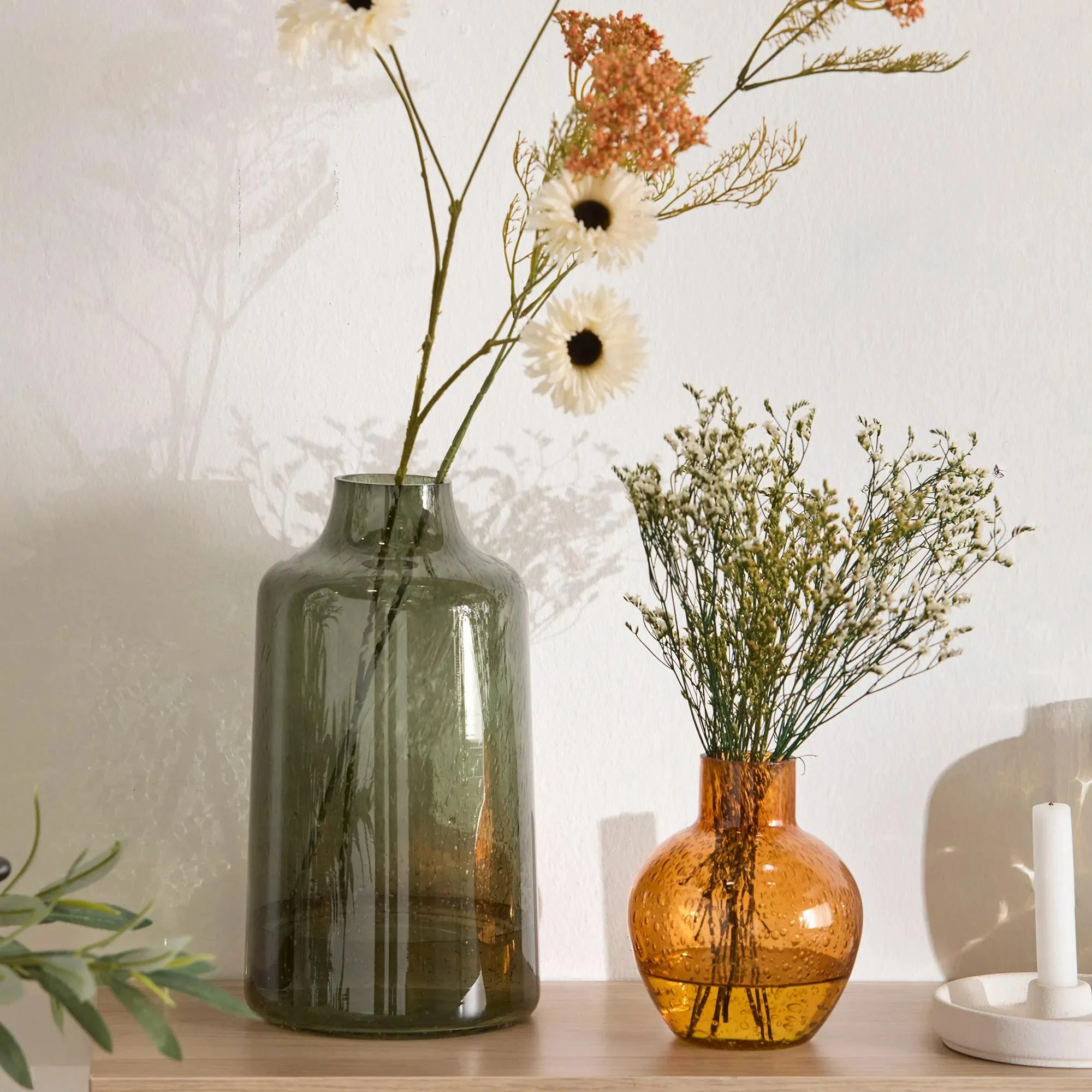 Bubble Glass Table Vase - Image 4