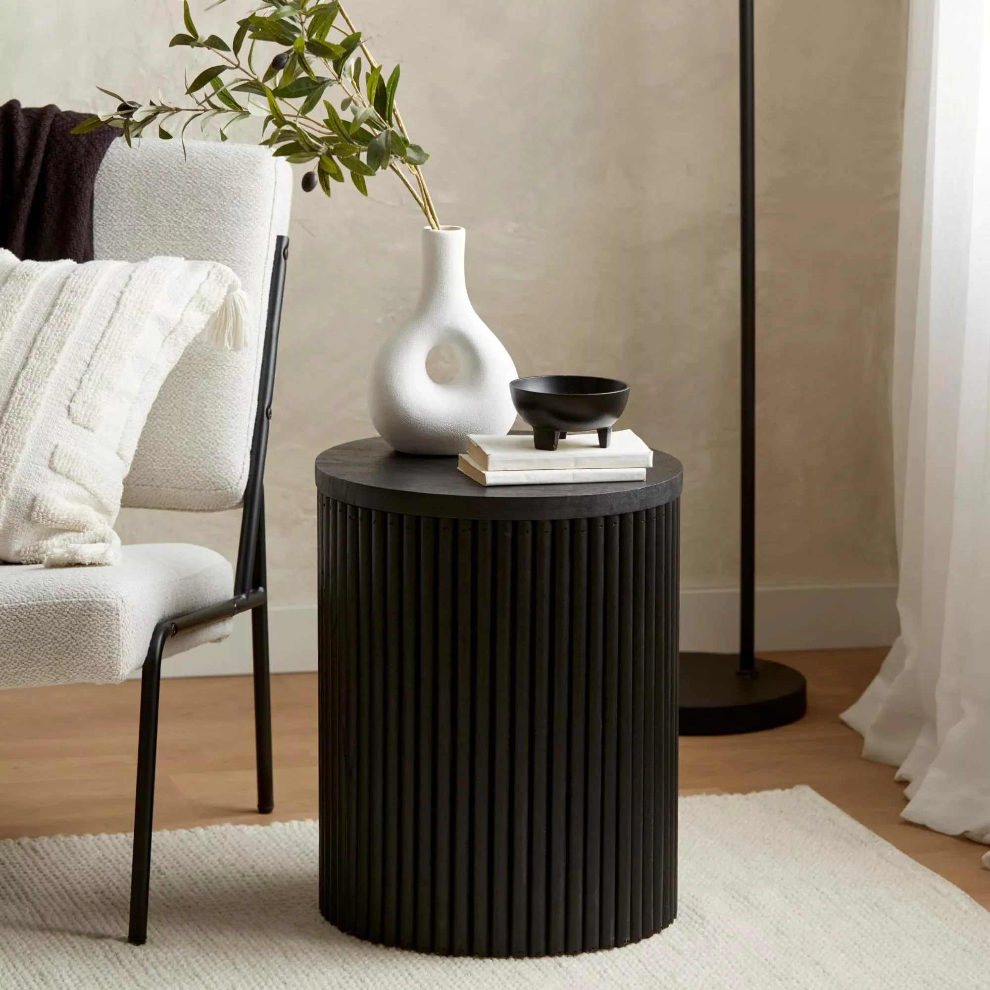 Ceramic Loop Vase - Image 13