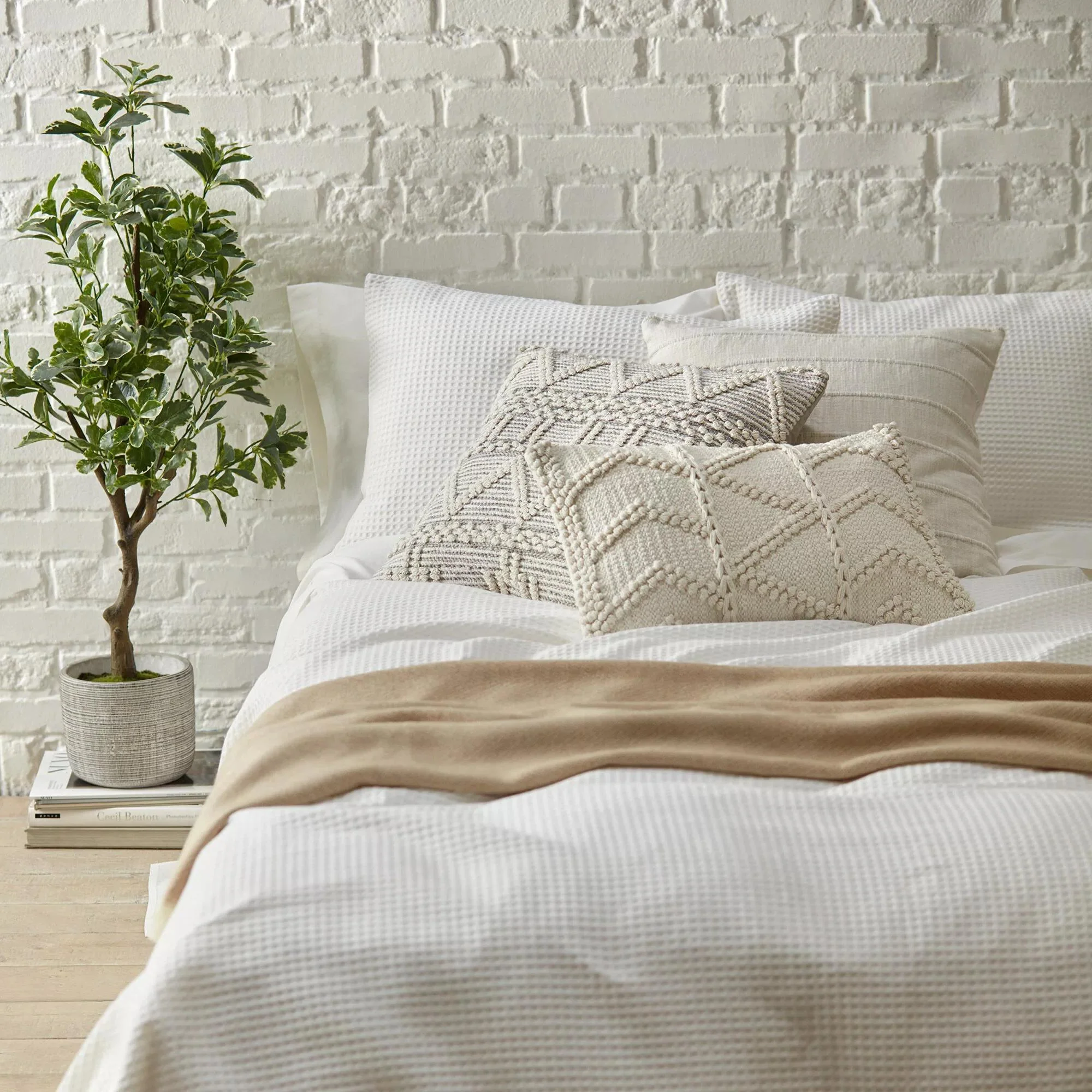 White Collin Collection - 3-Piece Duvet Cover Set - Image 2