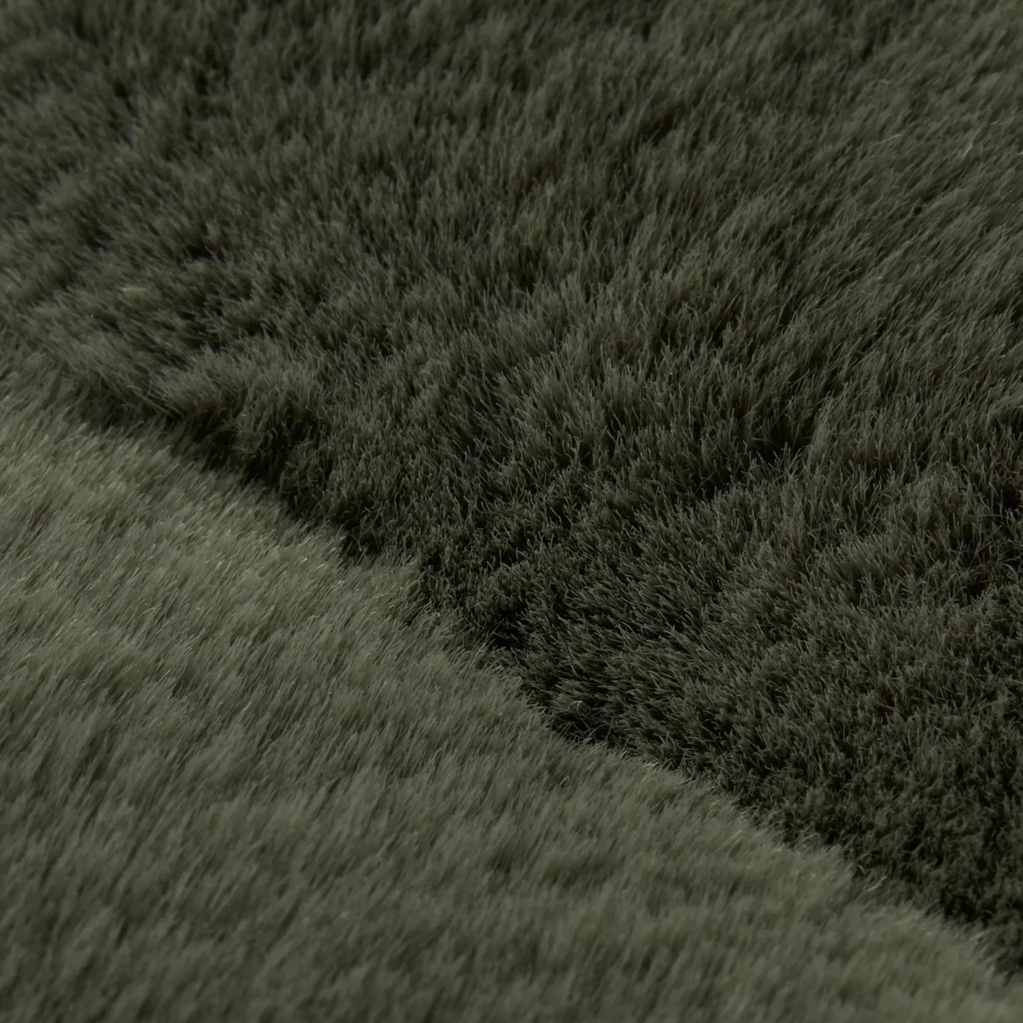 Green Cougar Faux Fur Throw - Image 3