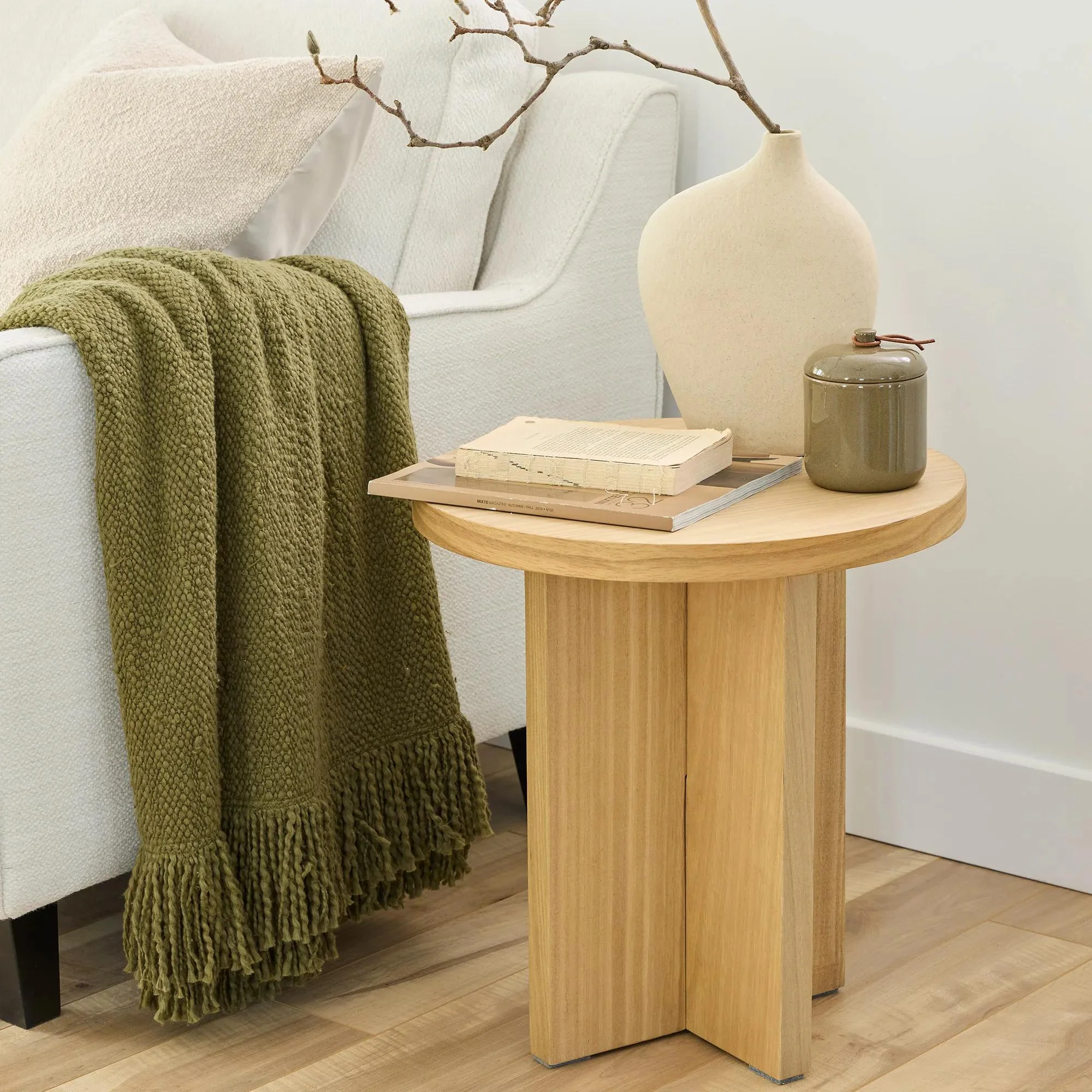 Curved Ceramic Table Vase - Image 7
