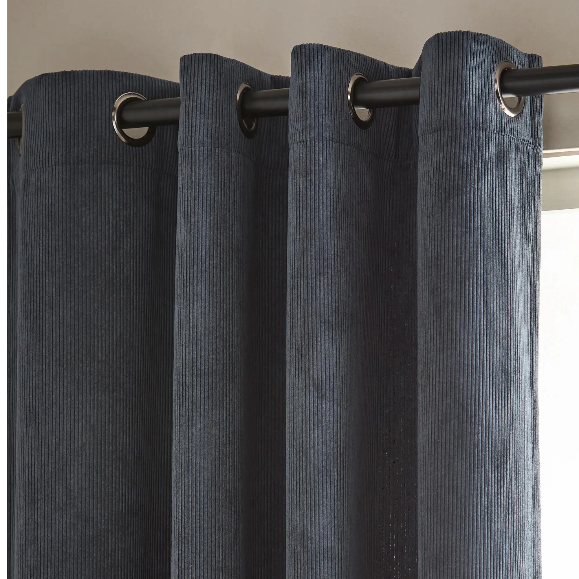 DEAN Grommet Panel - Image 2