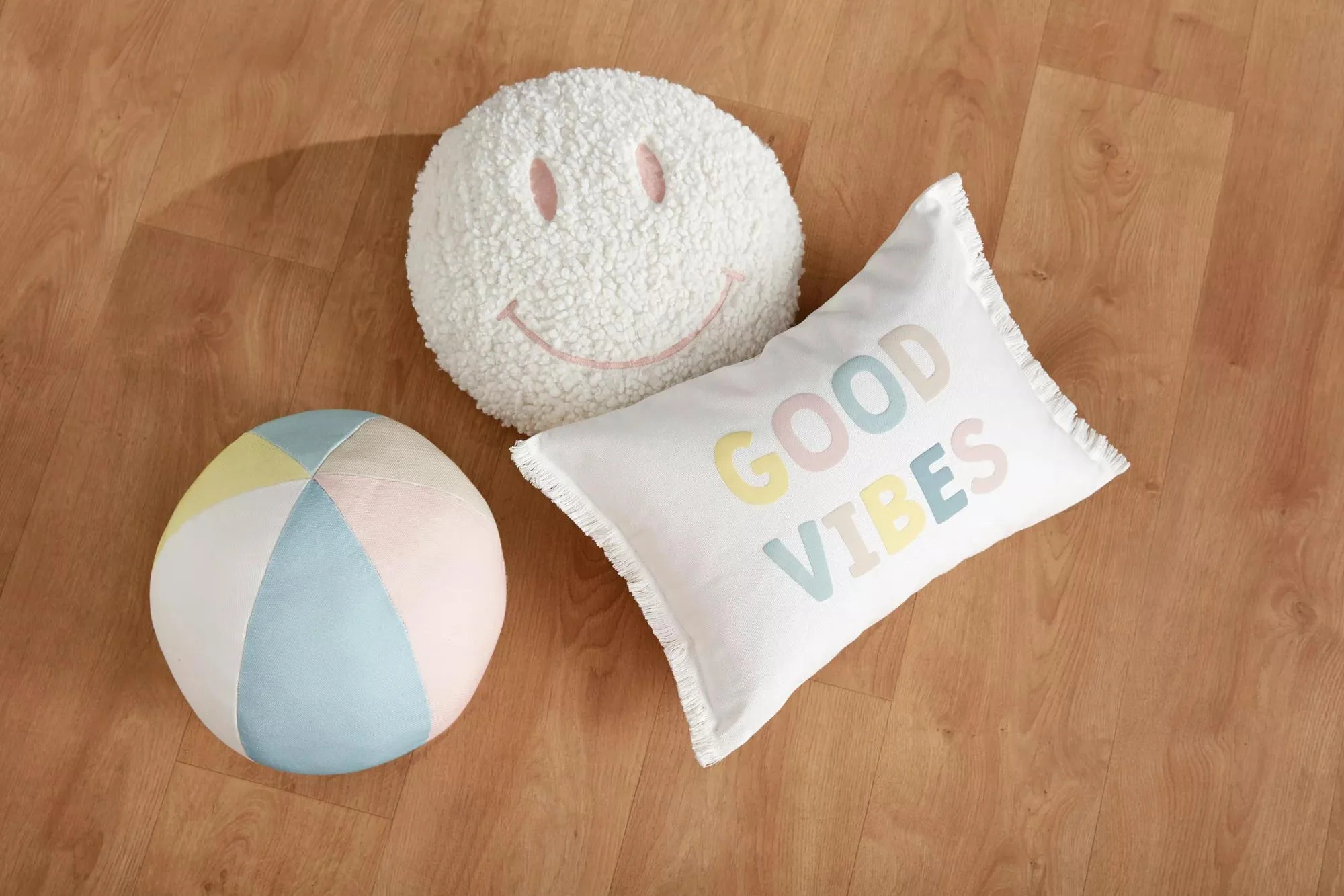 Della Decorative Pillow - Image 16