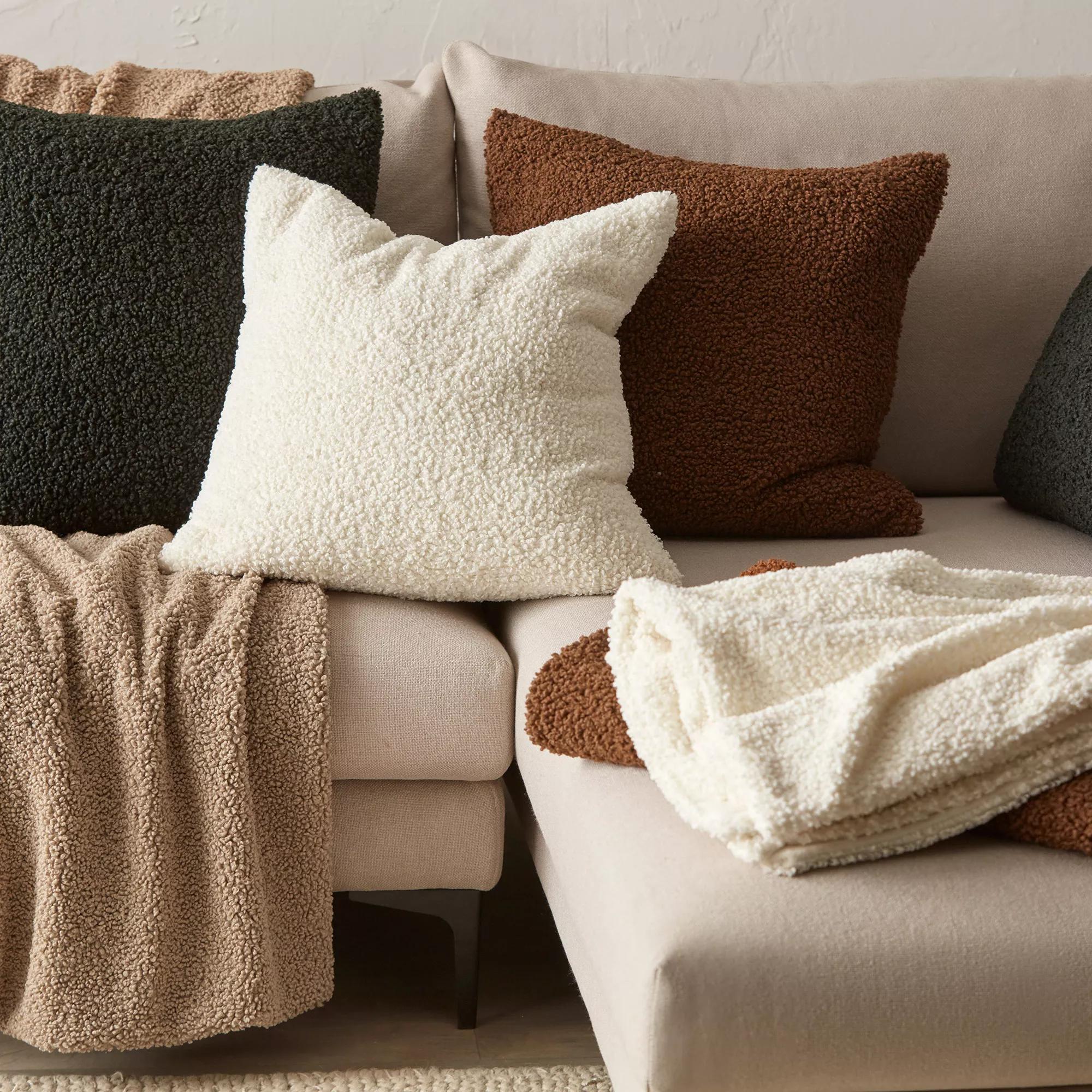 White Doodle Boucle Throw - Image 6