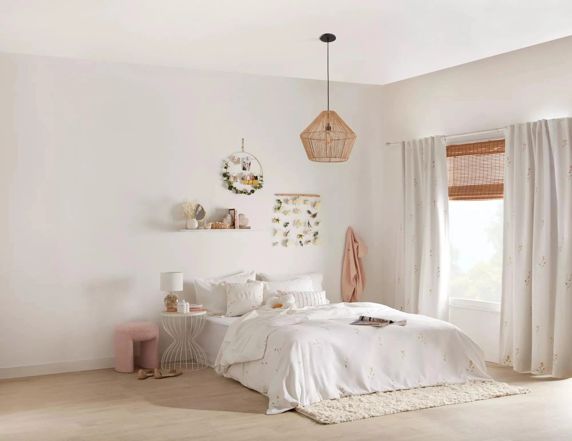 Dried Flowers Table Lamp - Image 12