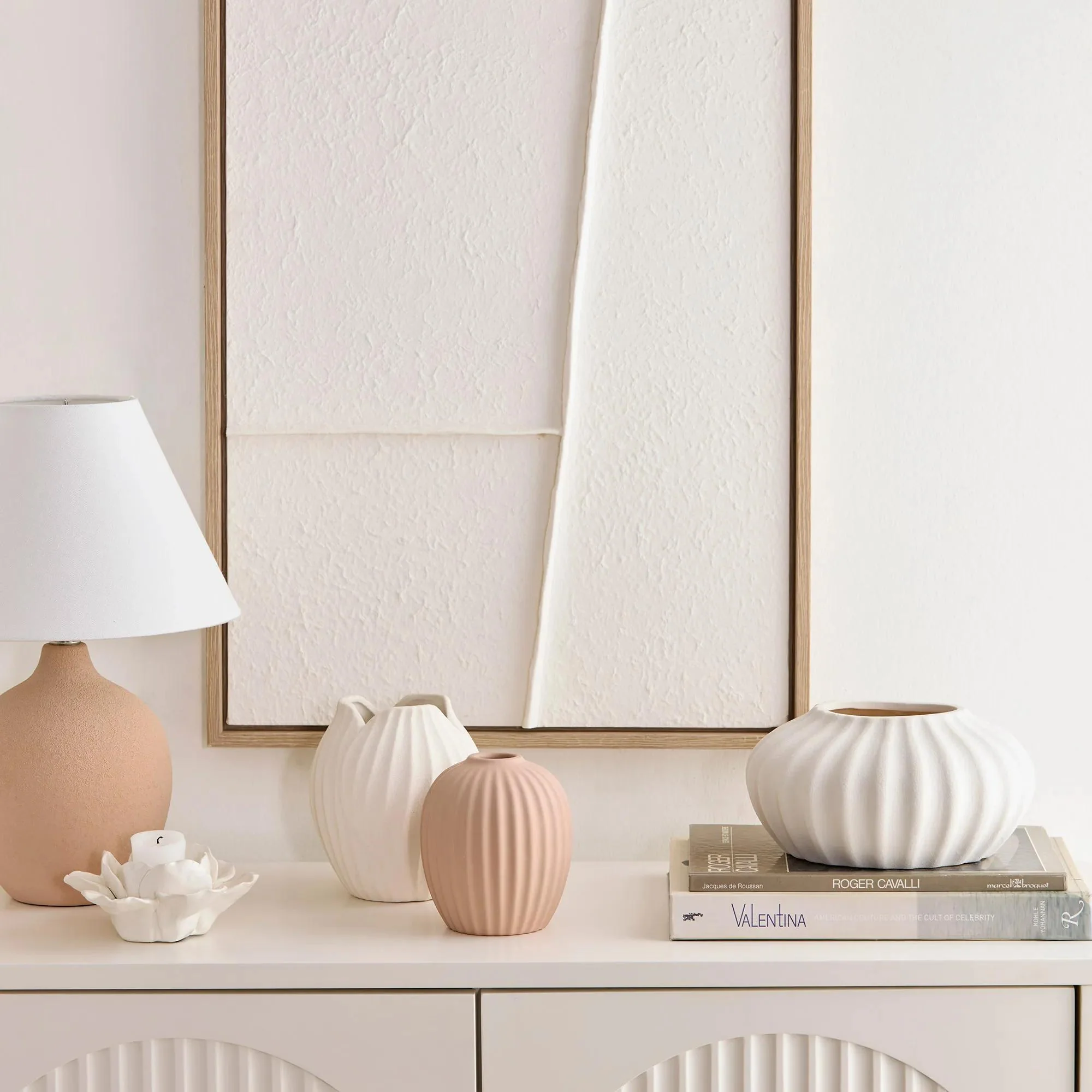 Ceramic Ribbed Table Vase - Image 3