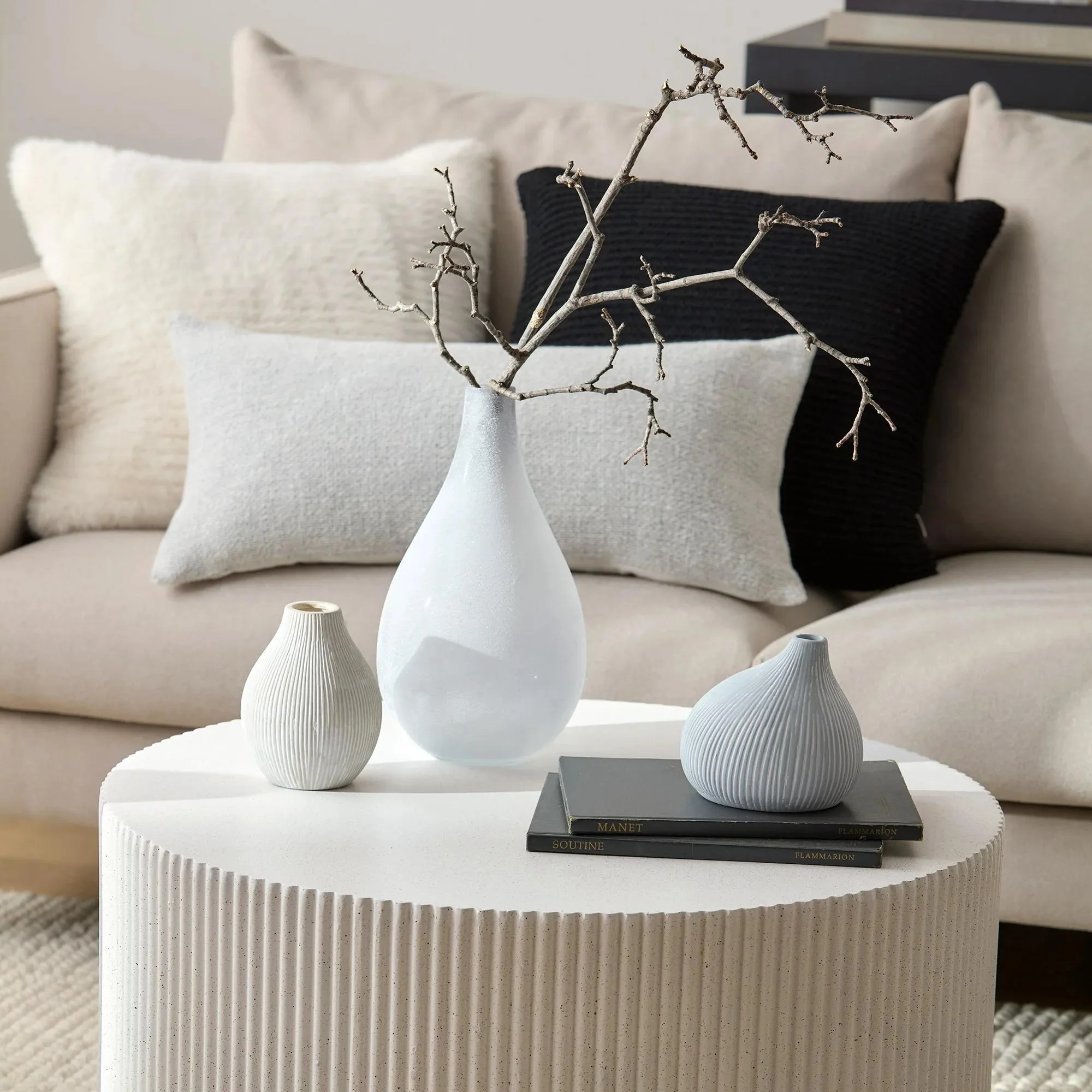Frosted Glass Table Vase - Image 5