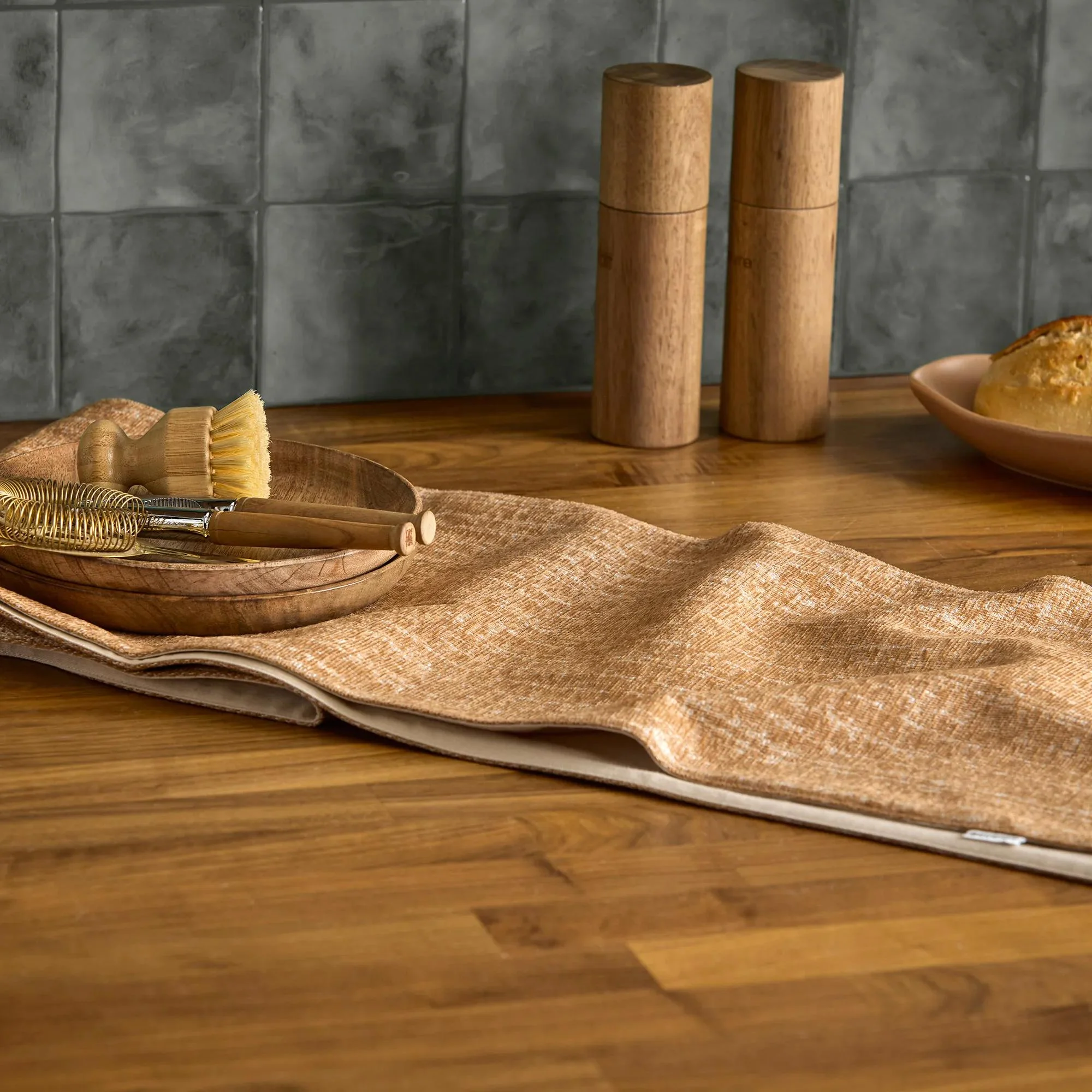 Handloom Table Runner - Image 3