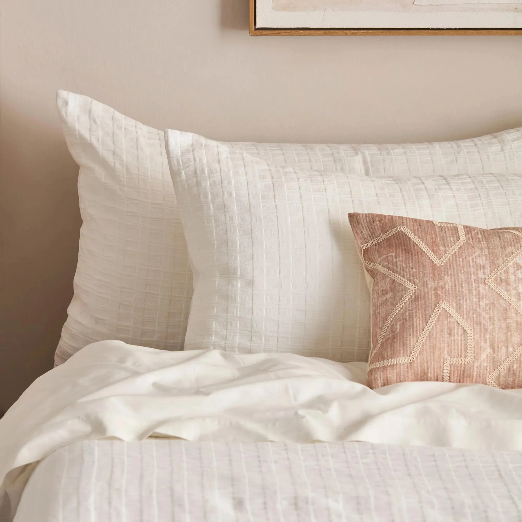 Landie White Duvet Cover Set - Image 2