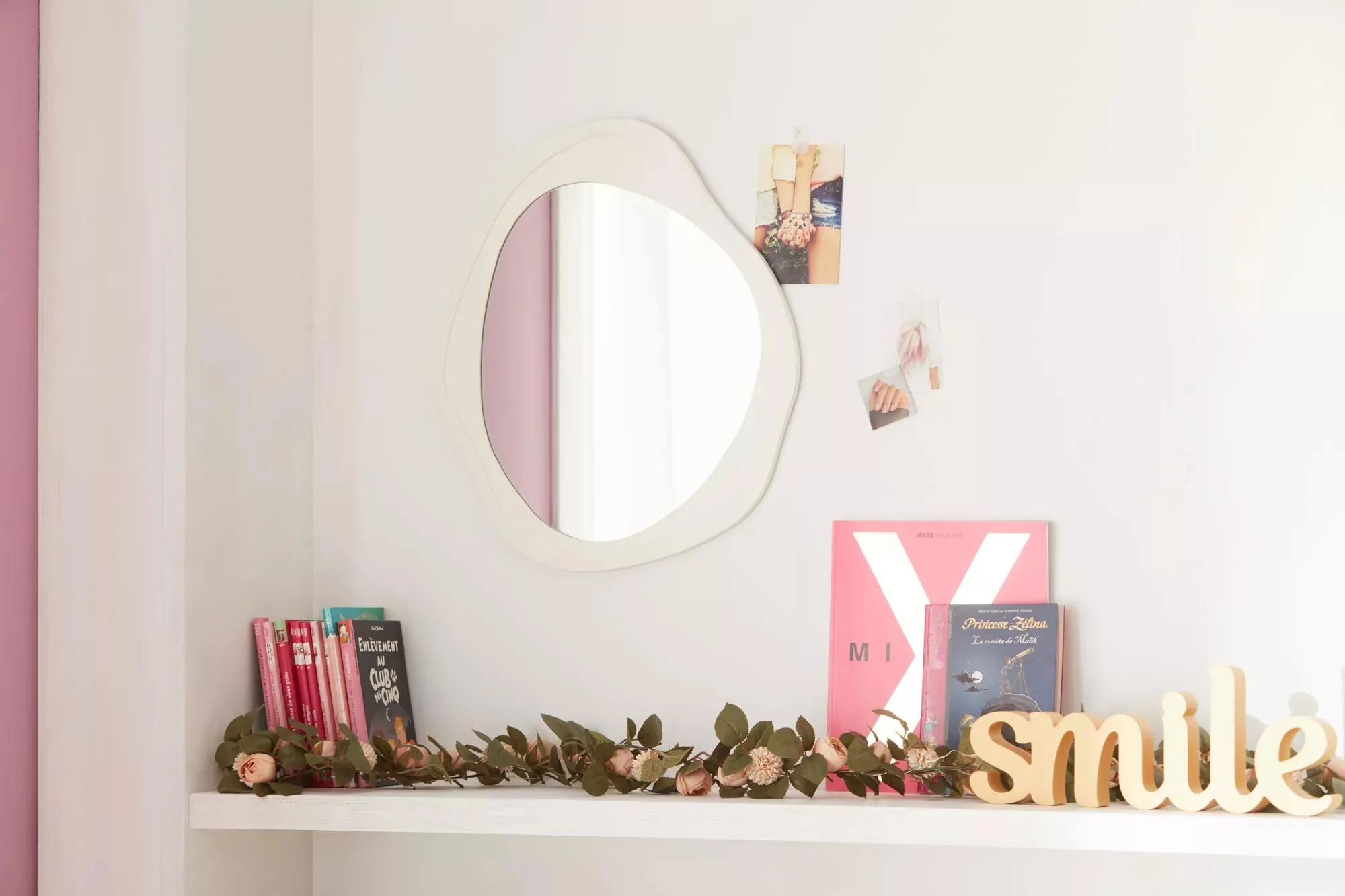 LED Floral Garland - Image 11