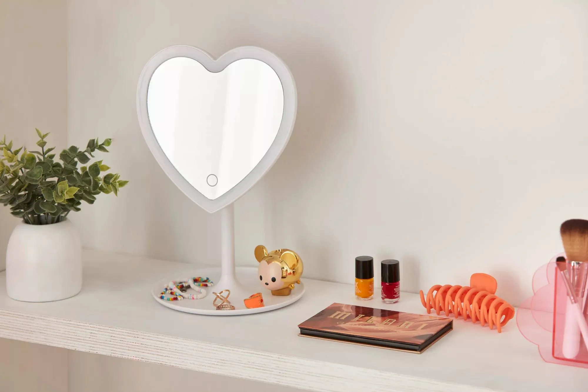 LED Heart-Shaped Table Mirror - Image 8