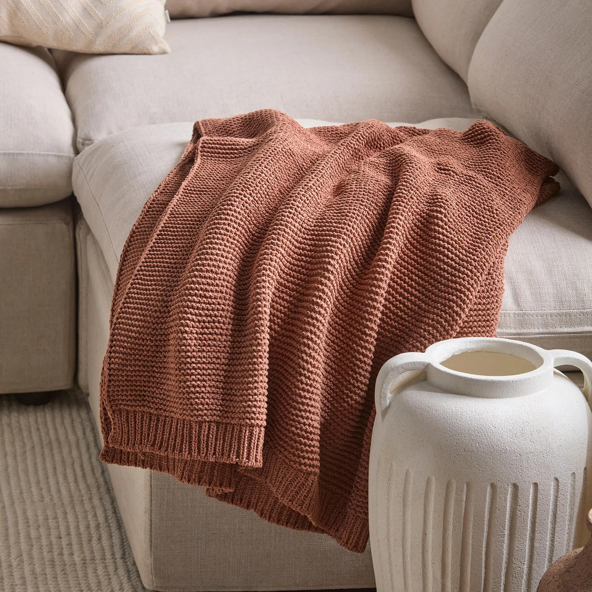 Lonny Throw - Image 7