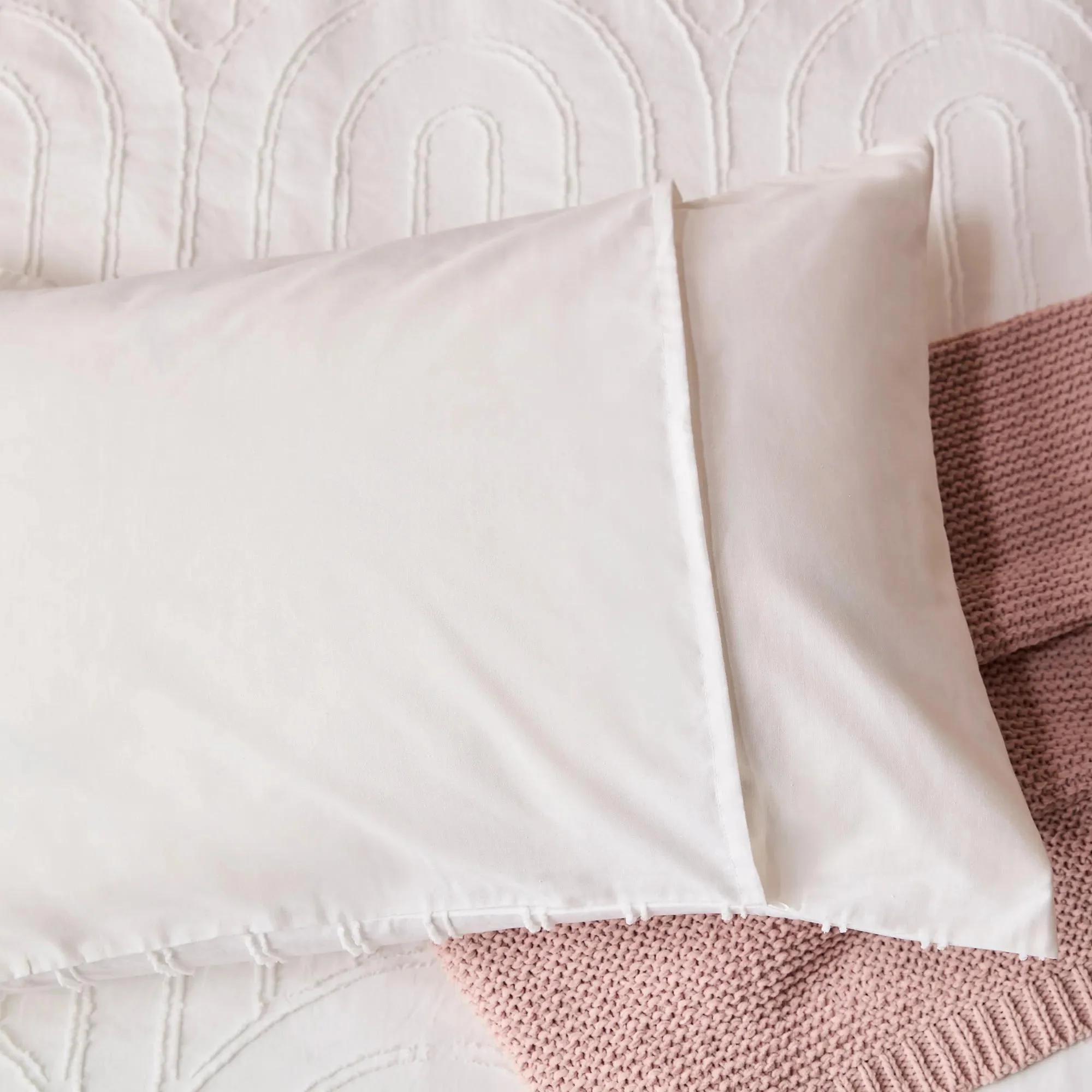 Lorene Collection - Duvet Cover Set - Image 4