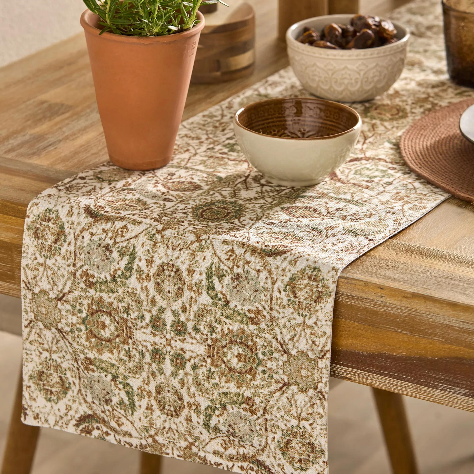 Pattern Table Runner - Image 3