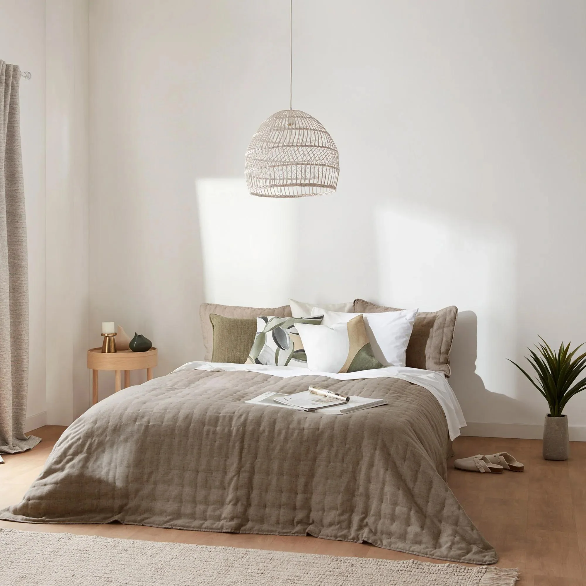 Quin Collection - 3-Piece Coverlet Set - Image 2
