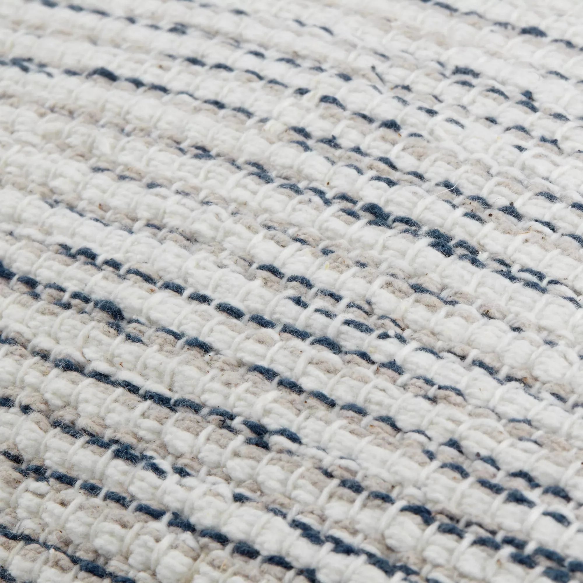 Rashan Tassel Decorative Pillow - Image 5