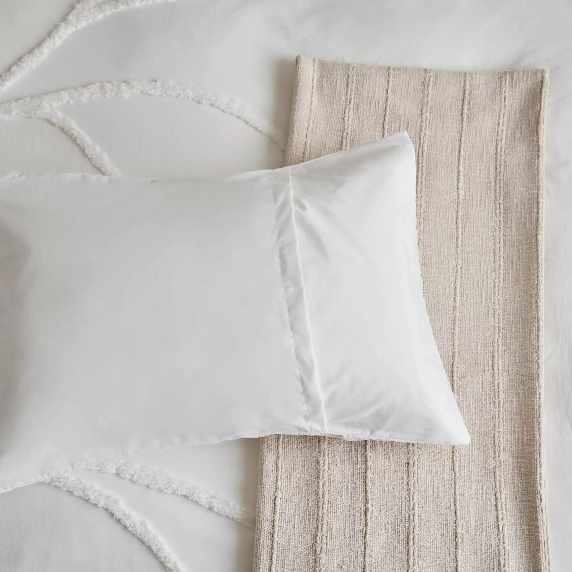 Reilly Collection - 3-Piece Duvet Cover Set - Image 4