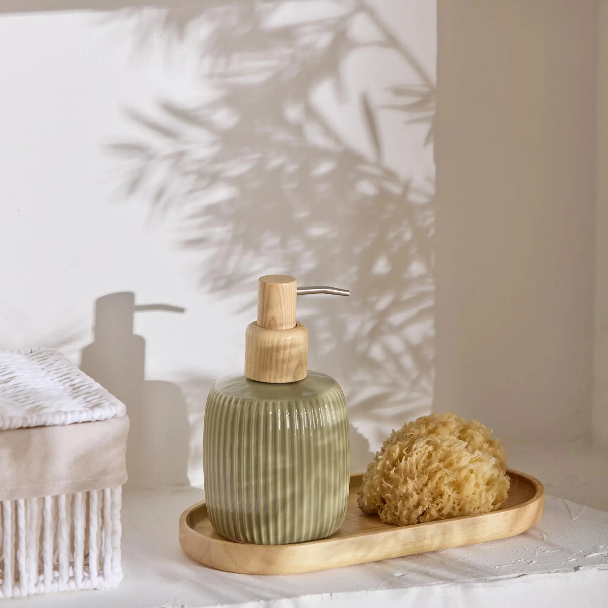 Ribbed Ceramic Soap Pump Dispenser - Image 5
