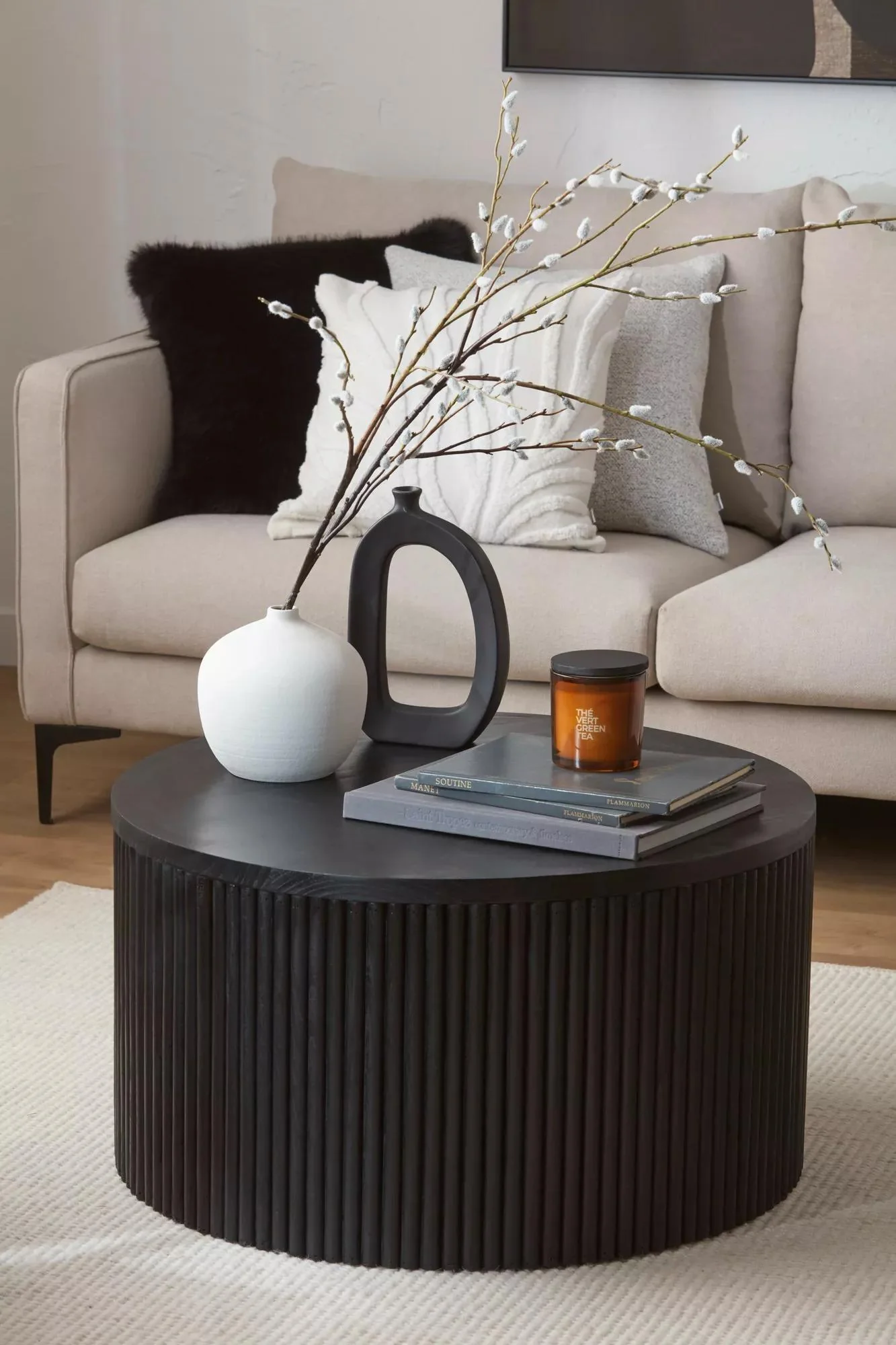 Round Ceramic Table Vase - Image 2