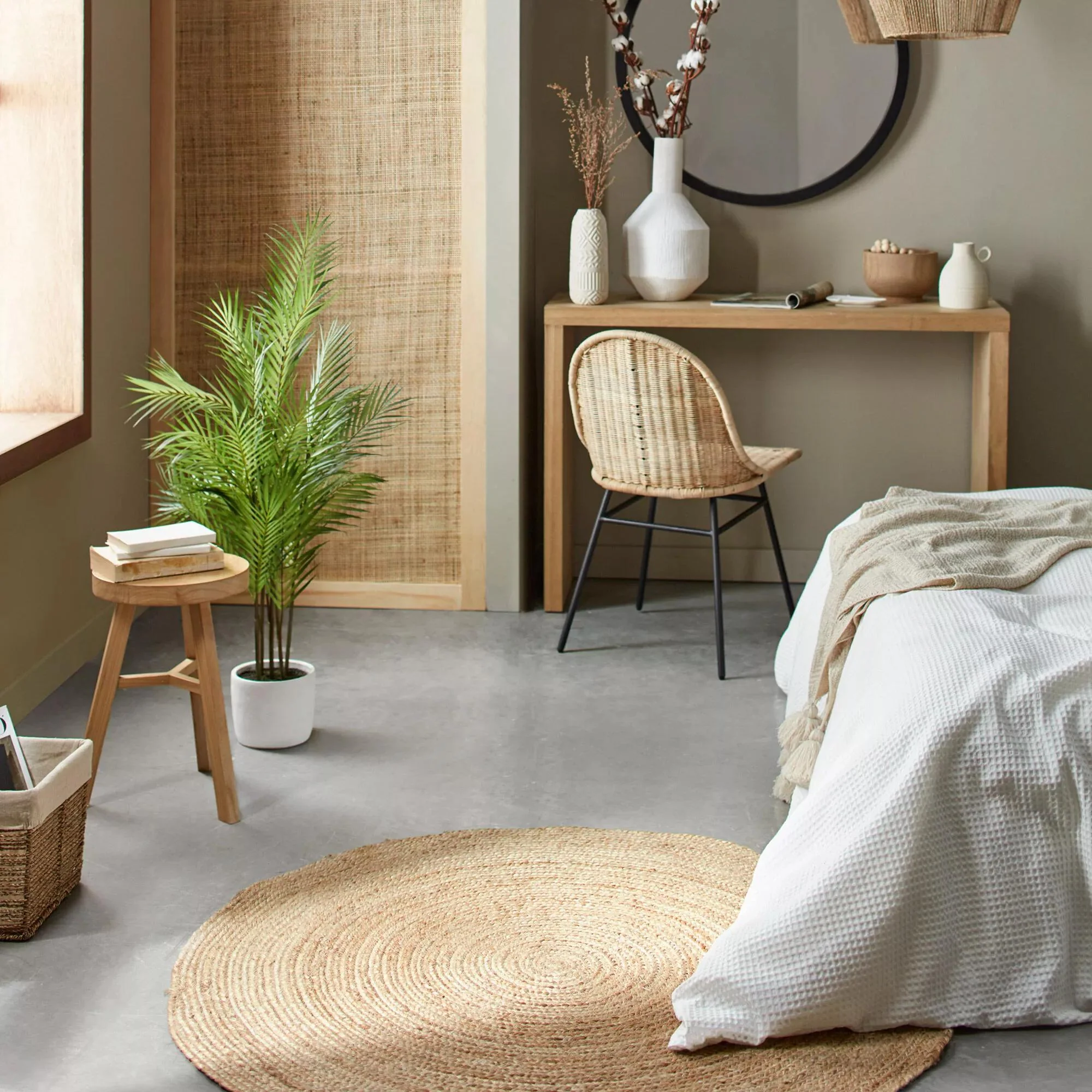 Round Solid Jute Rug - Image 3
