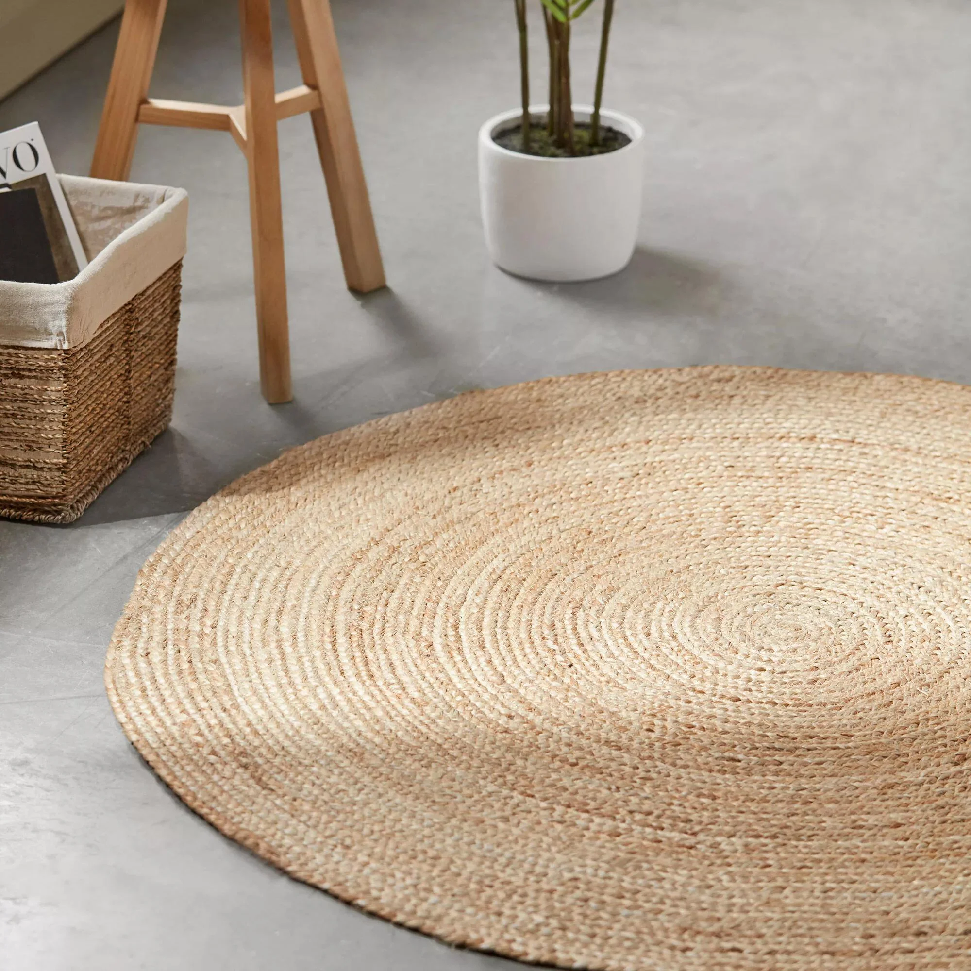 Round Solid Jute Rug - Image 4