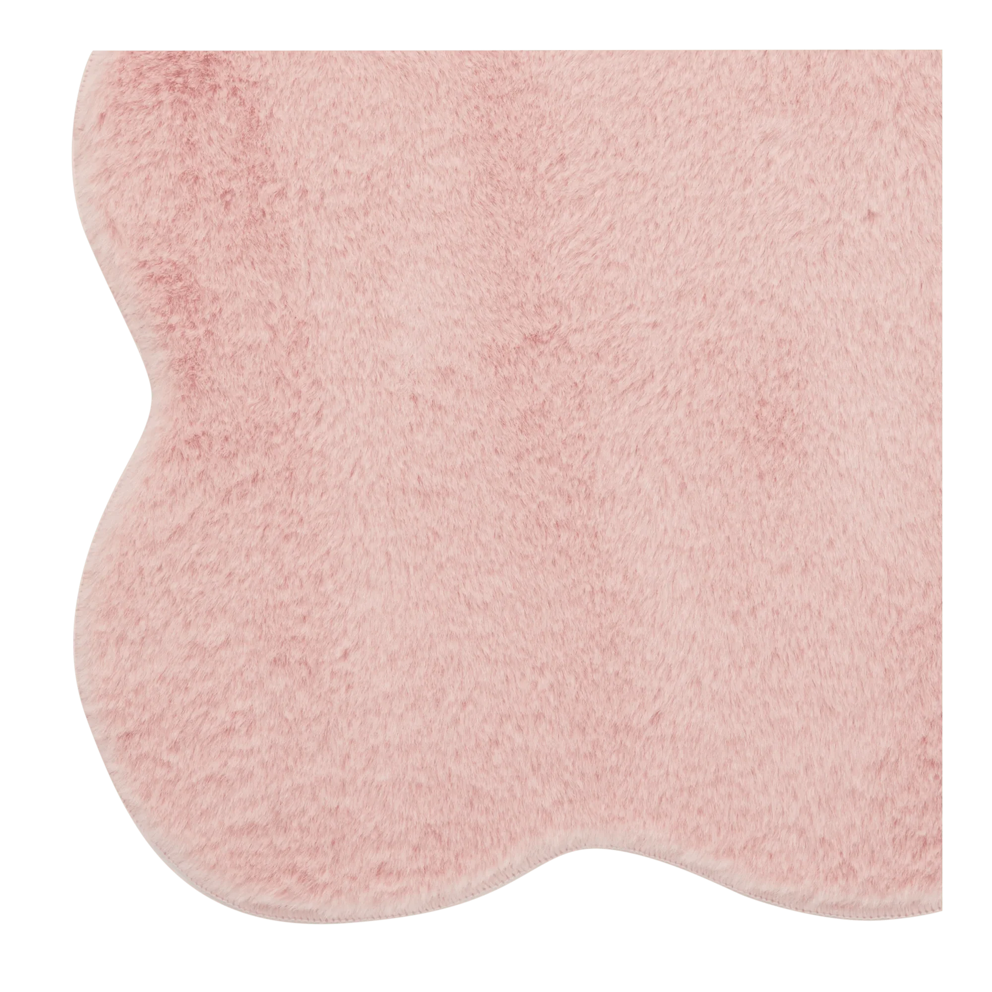 Scalloped Edge Faux Fur Rug - Image 2