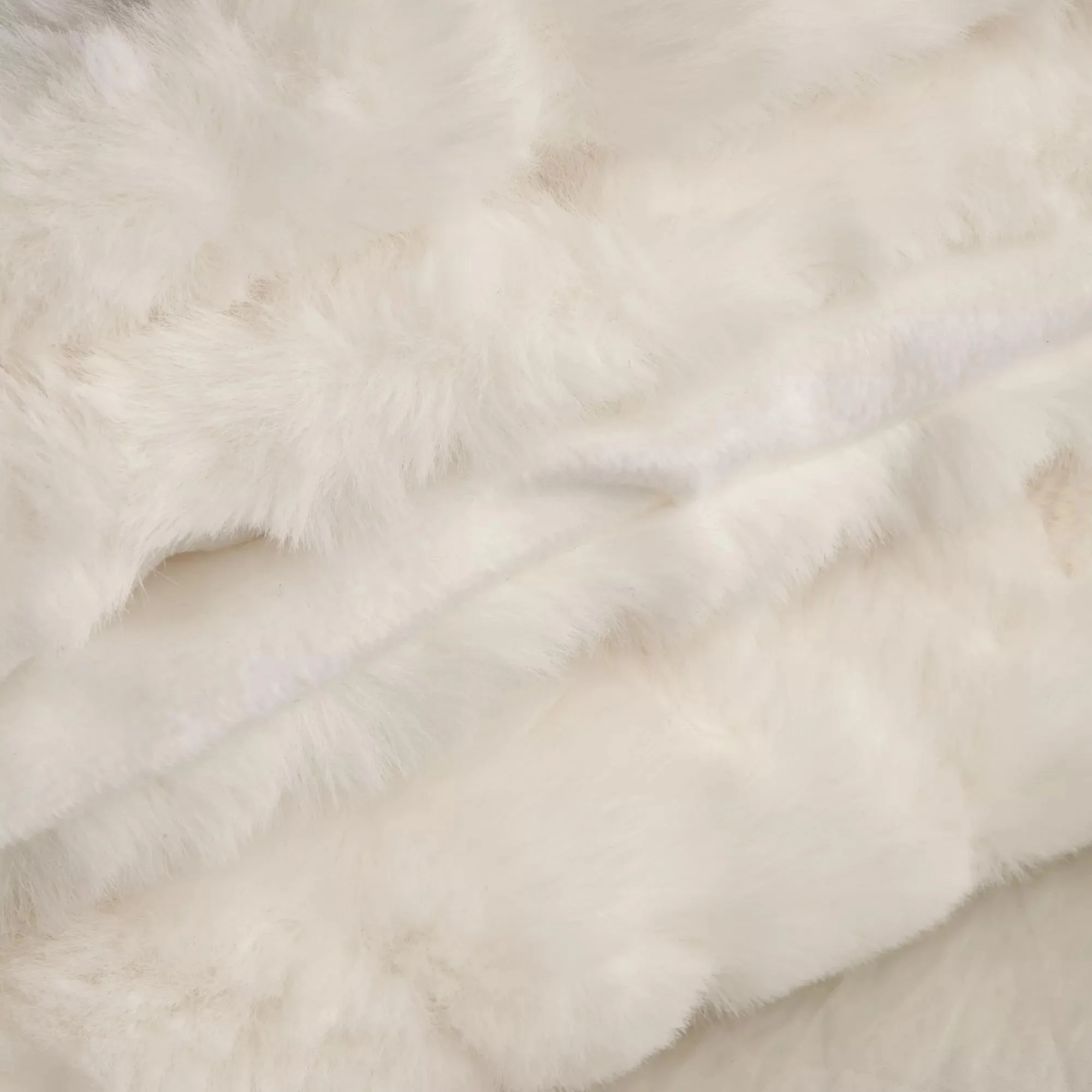 White Sheep Faux Fur Throw - Image 8