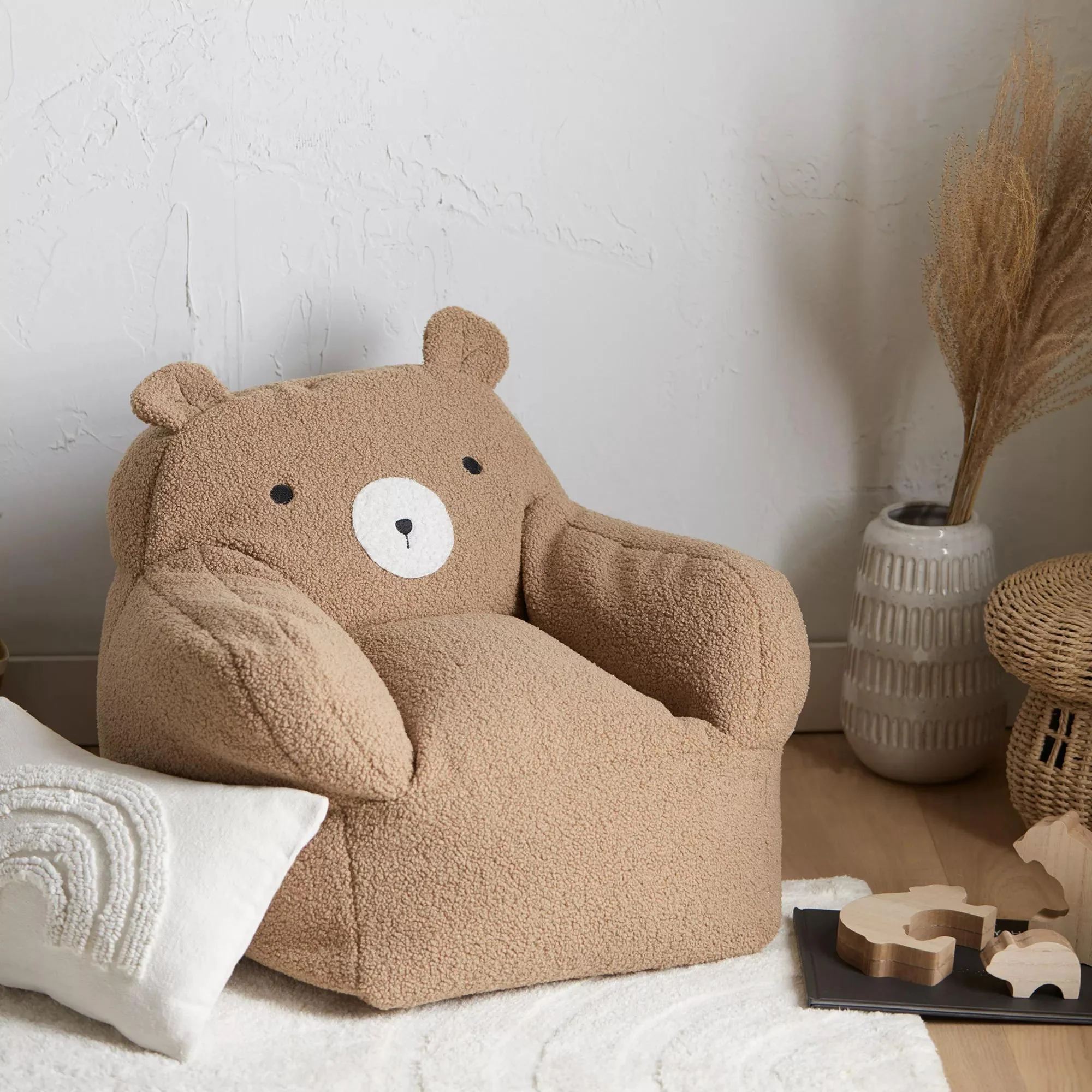 Sherpa Bear-Shaped Chair - Image 3