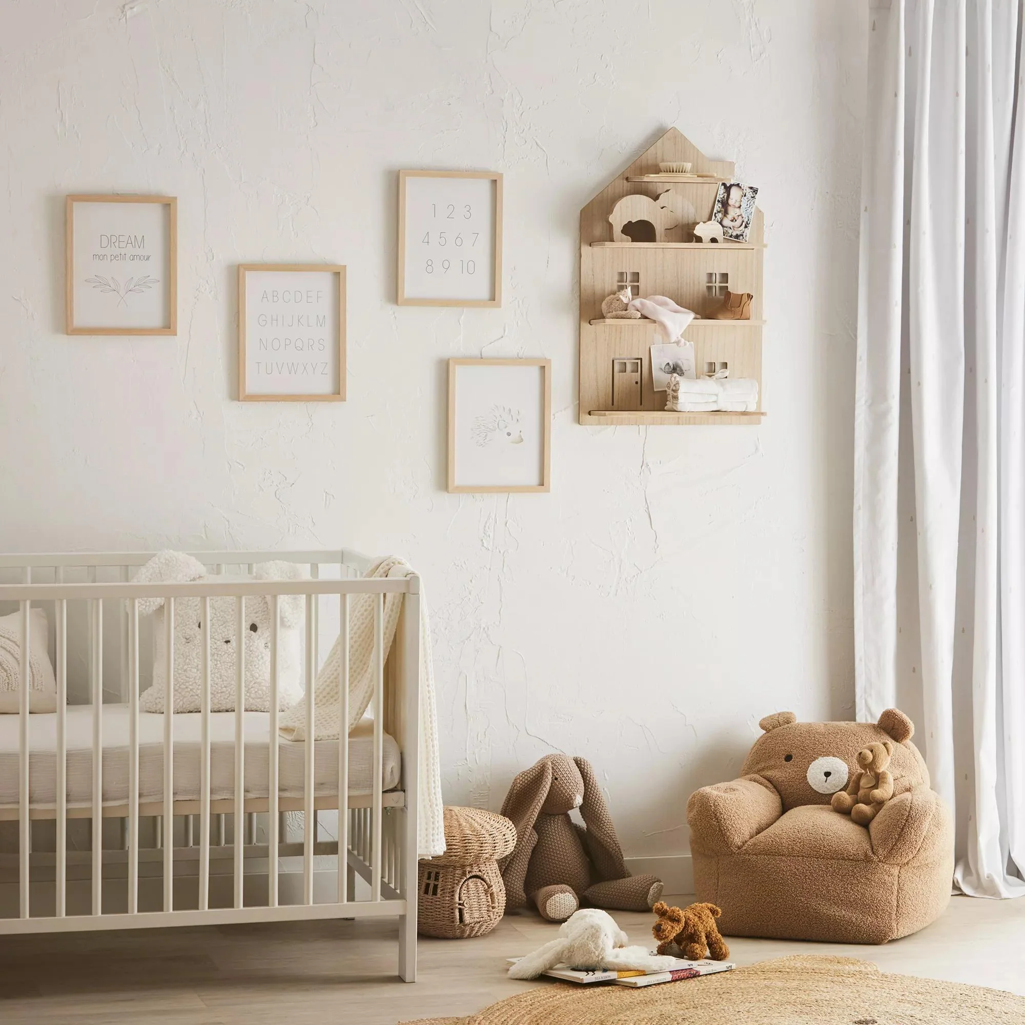 Sherpa Bear-Shaped Chair - Image 6