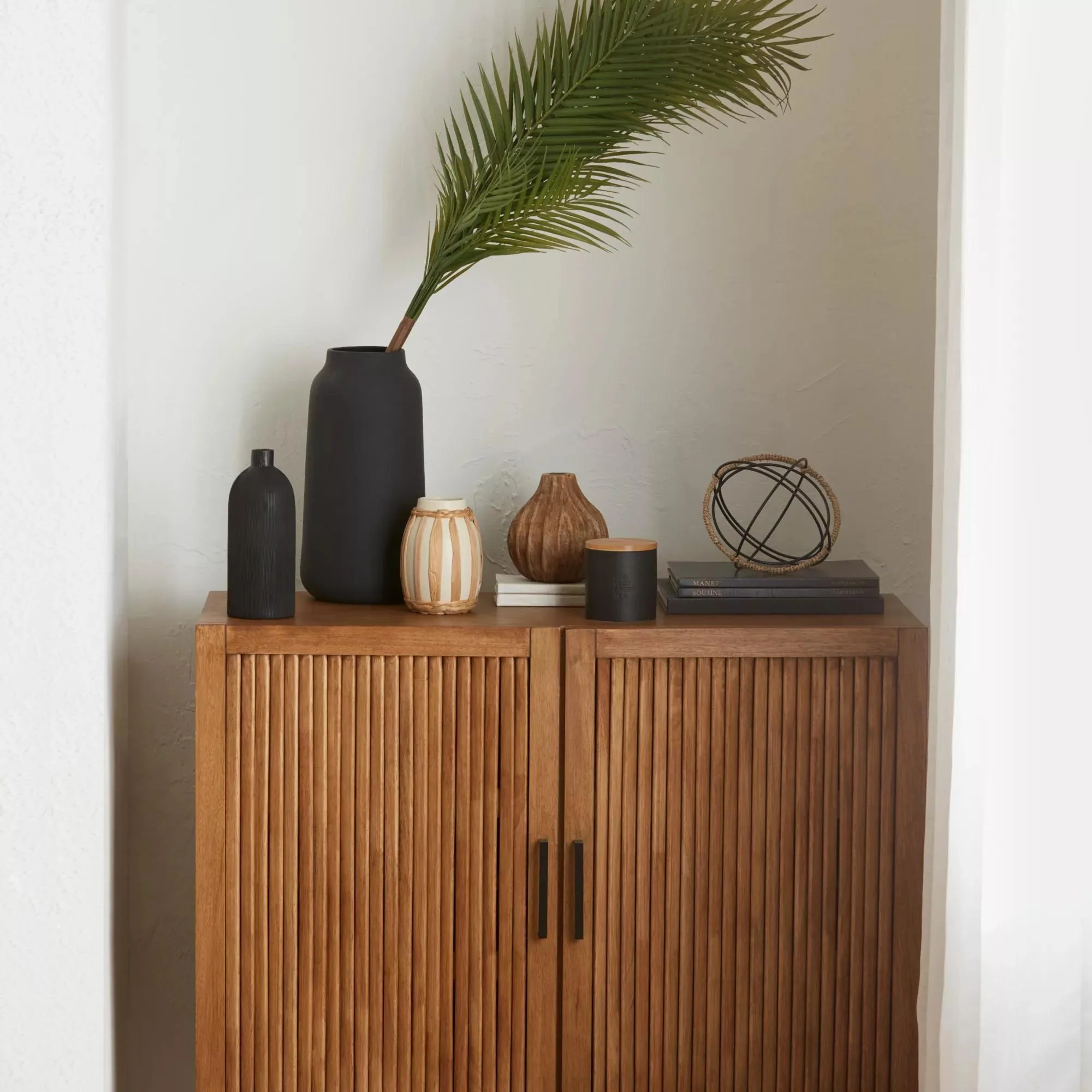 Textured Ceramic Bottle Vase - Image 6