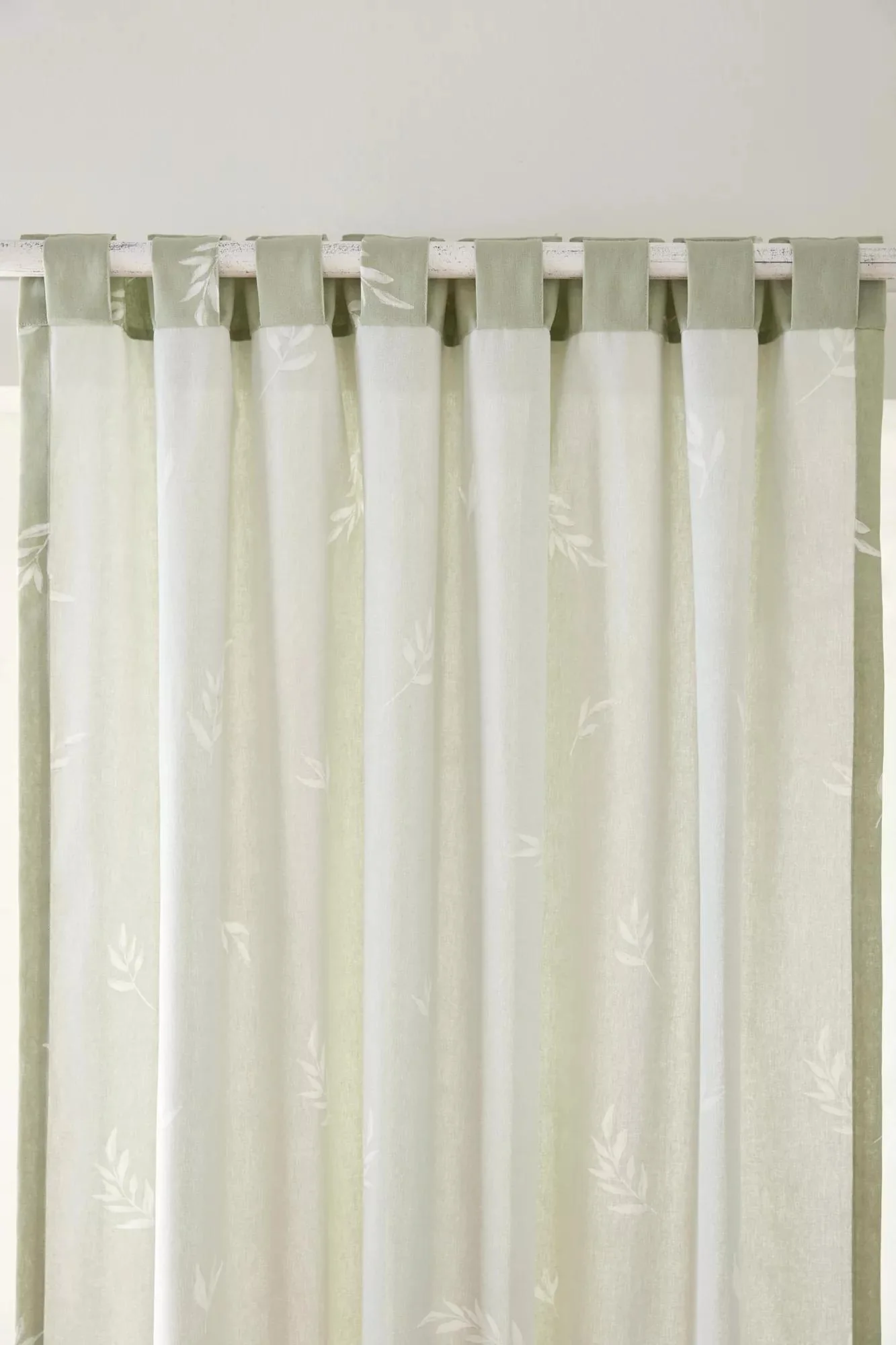 Verona Back-Tab/Rod-Pocket Curtain - Image 3