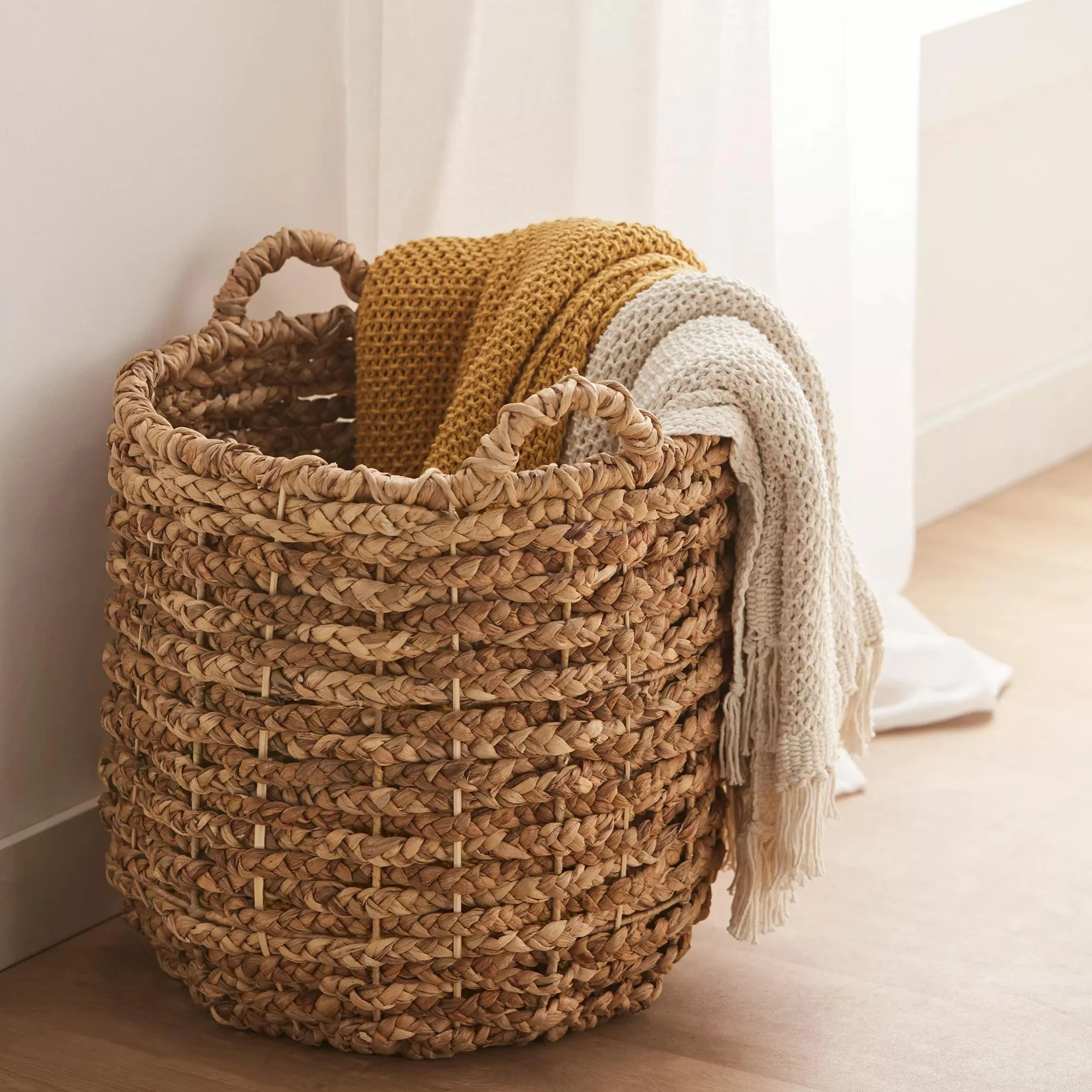 Water Hyacinth Basket - Image 11