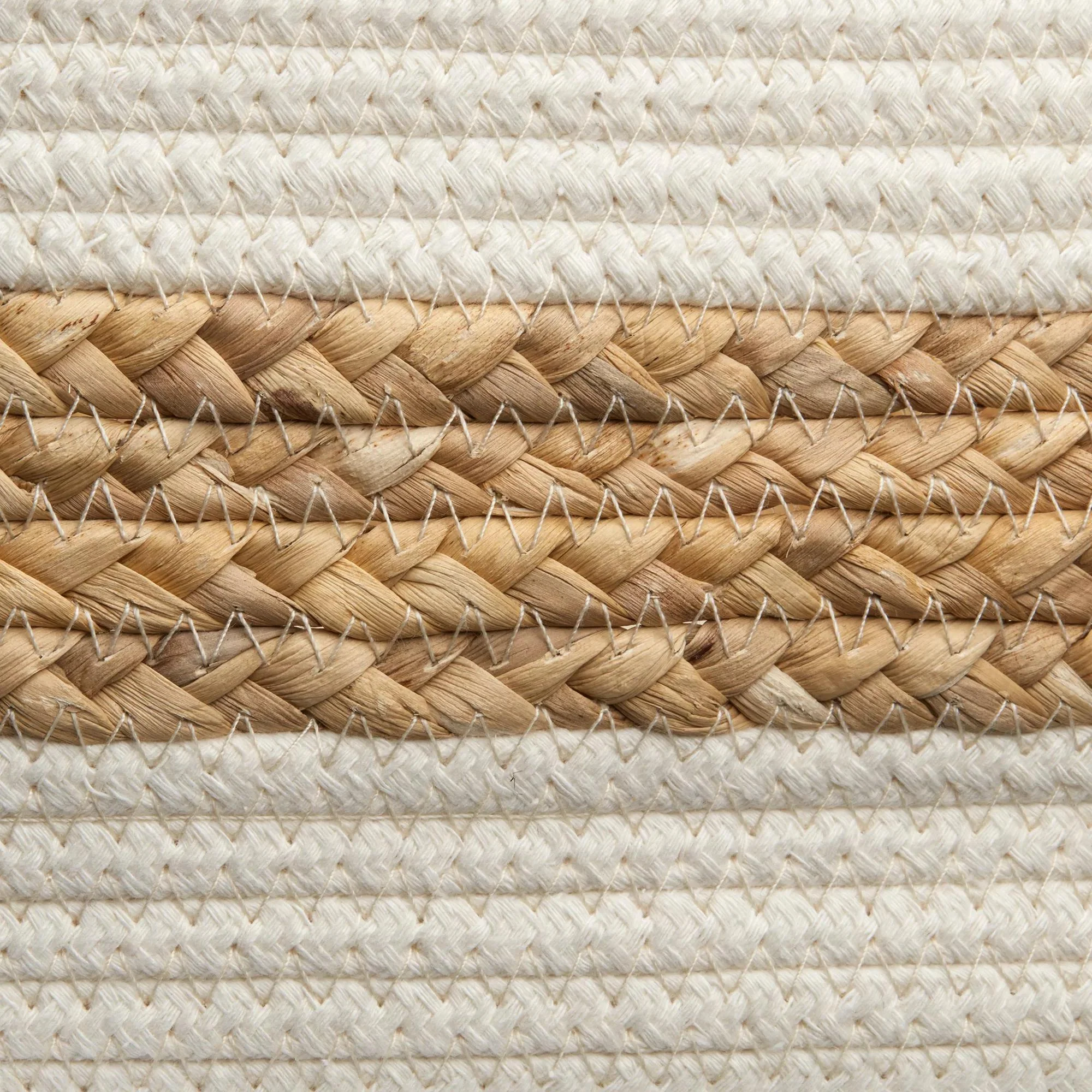 Water Hyacinth Basket - Image 2