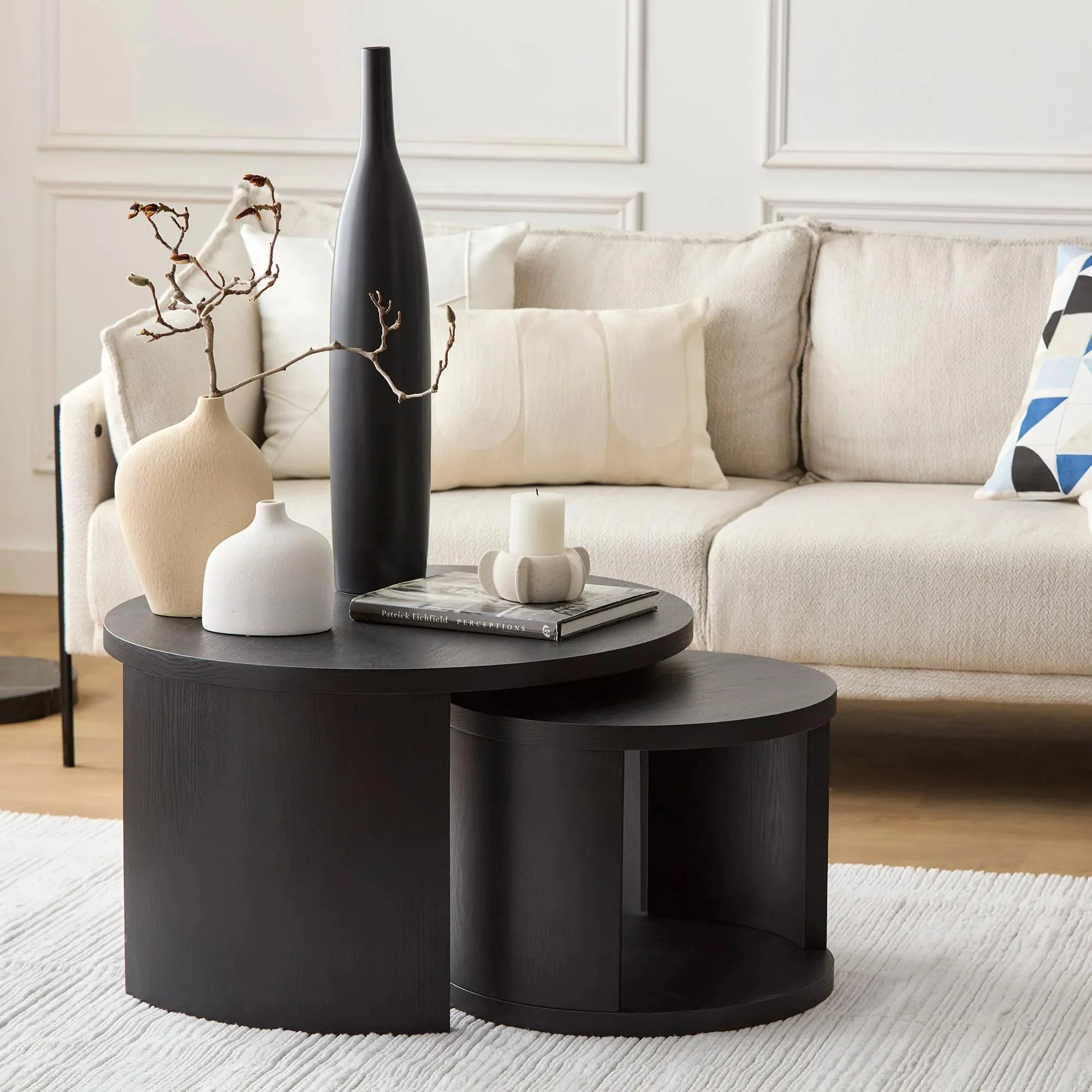 White Ceramic Table Vase - Image 13
