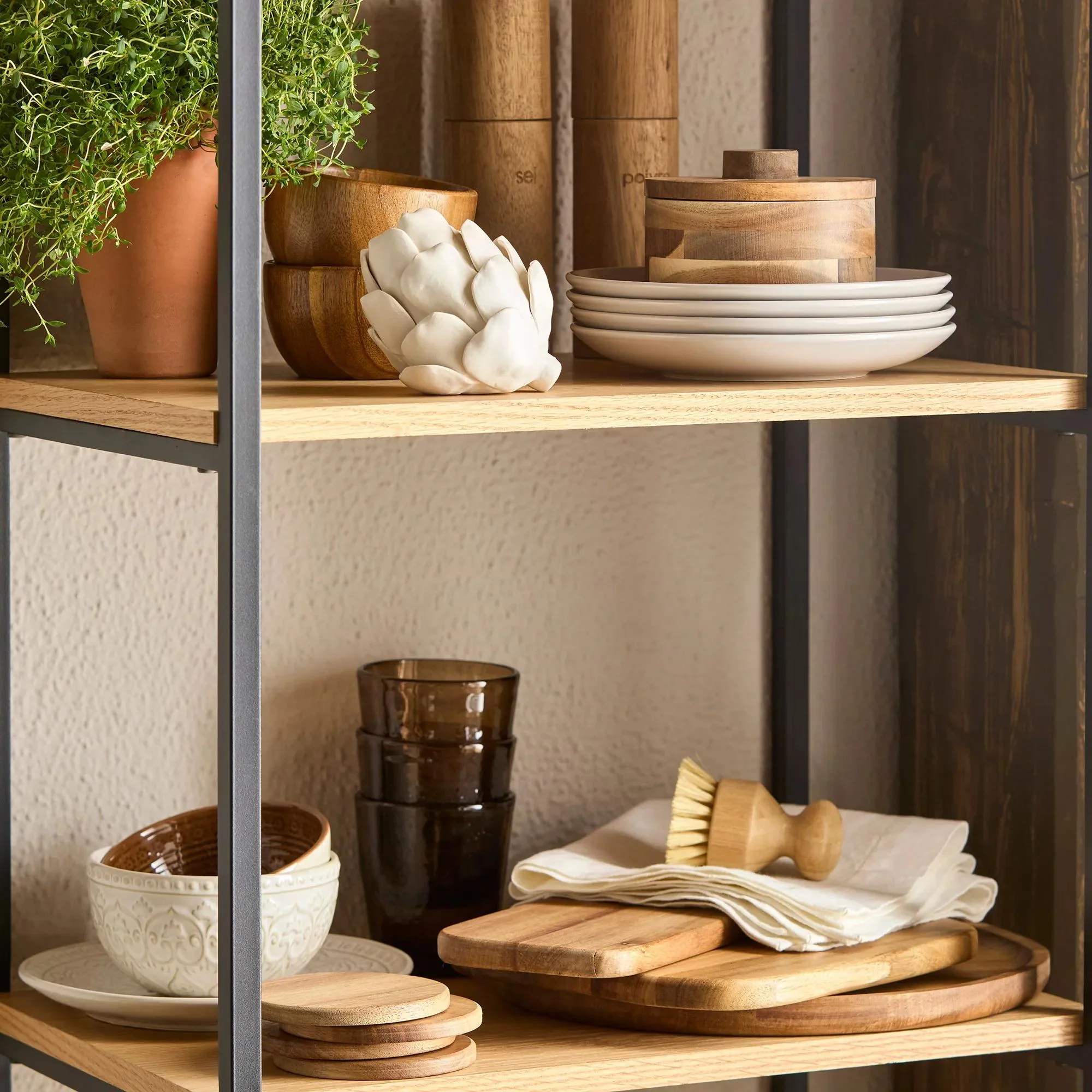 Wooden Pepper Grinder - Image 6